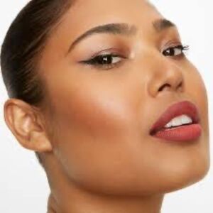 Velvety Matte Lip Crayon (Caught Me!) NEW UNUSED